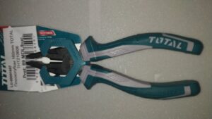 Плоскогубцы 160mm TOTAL  THT210606